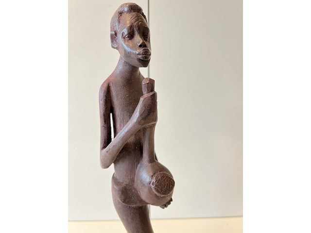 Beeldje jonge man - afbeelding 3 van  3