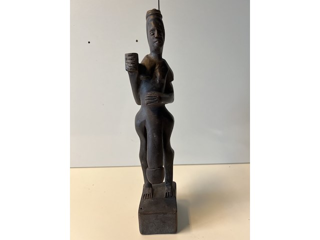 Beeldje met fallus - afbeelding 1 van  4