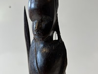 Beeldje met speer - afbeelding 3 van  3