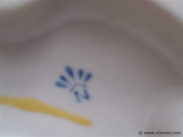 Beeldje - afbeelding 2 van  2