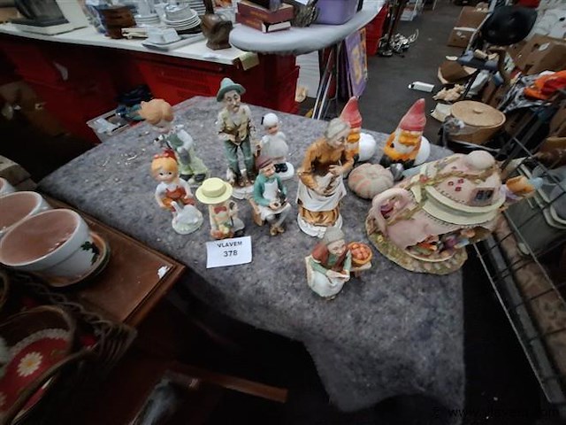 Beeldjes - afbeelding 1 van  3