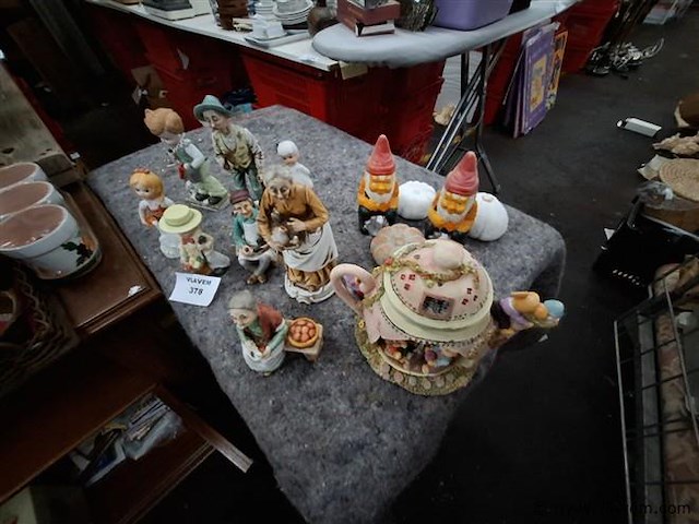 Beeldjes - afbeelding 3 van  3