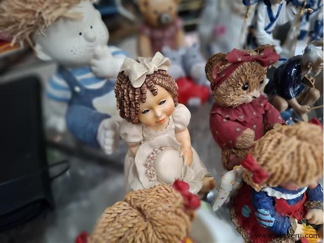 Beeldjes - afbeelding 3 van  3