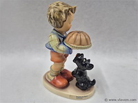 Begging his share - afbeelding 2 van  3