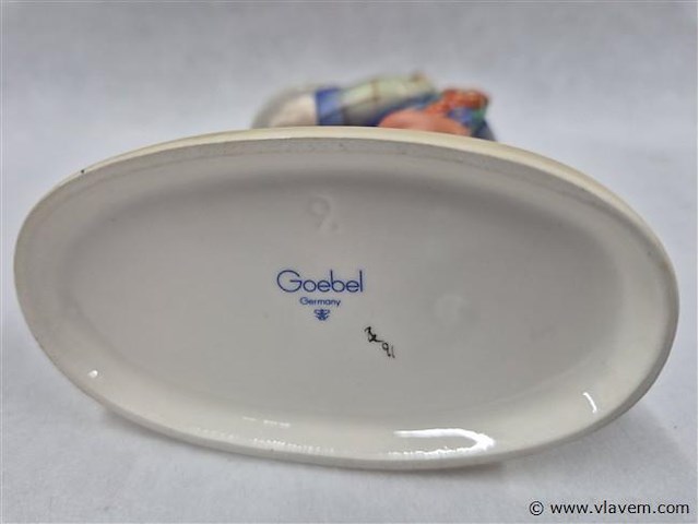 Begging his share - afbeelding 3 van  3