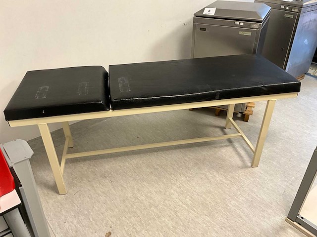 Behandelbank - afbeelding 1 van  4