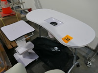 Behandelingstrolley + manicure tafel met afzuiging