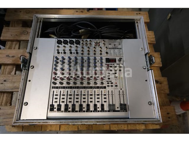 Behinger eurorack ub1622fx-pro mixer - afbeelding 5 van  6