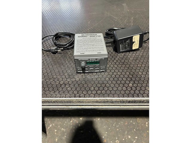 Behringer - dsp110 - shark - afbeelding 1 van  2