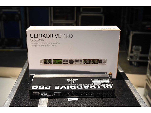 Behringer - ultradrive pro - 19" racking equipment - afbeelding 2 van  2