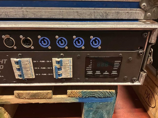 Behringer 6ch dimmer eurolight ld6230 - afbeelding 3 van  5