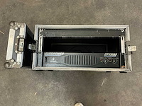 Behringer ep1500 versterker + flightcase