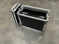 Behringer ep1500 versterker + flightcase - afbeelding 6 van  6