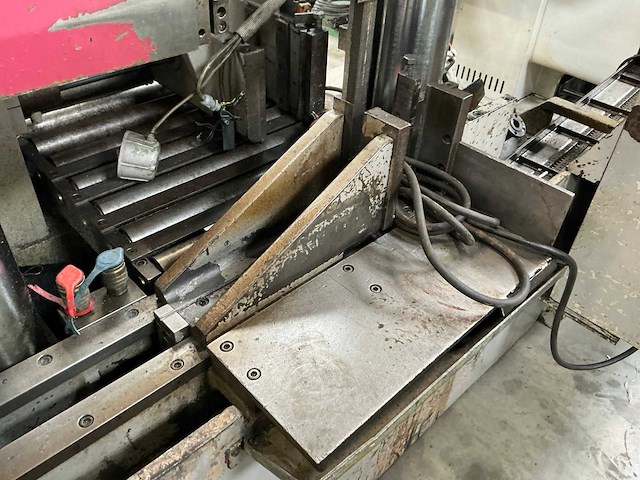 Behringer hbp360a bandzaagmachine - afbeelding 15 van  19