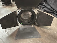 Behringer ultra door een projector van 1000 lots. door - afbeelding 4 van  10