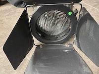 Behringer ultra door een projector van 1000 lots. door - afbeelding 7 van  10