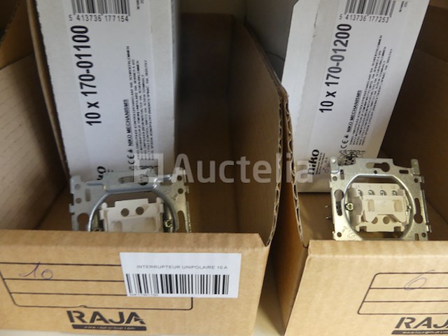 Behuizingen, schakelaars, drukknoppen, enzovoort. - afbeelding 3 van  24