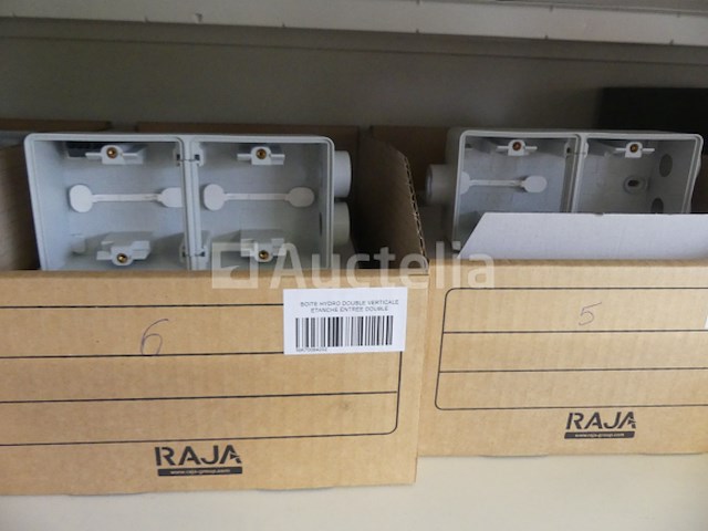 Behuizingen, schakelaars, drukknoppen, enzovoort. - afbeelding 6 van  24