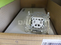 Behuizingen, schakelaars, drukknoppen, enzovoort. - afbeelding 11 van  24