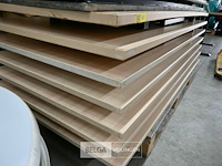 Beige klaptafels (7x) - afbeelding 2 van  2