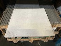 Beige natuursteen tuintegel (43x) - afbeelding 1 van  3