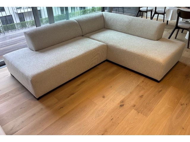 Beige sofa - afbeelding 1 van  1
