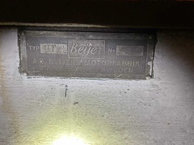 Beijer uf2 vintage freesmachine - afbeelding 8 van  9