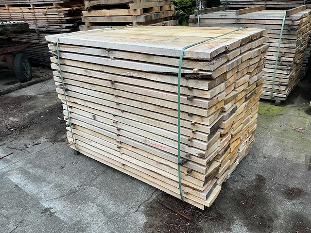 Bekantrechte eiken planken rustiek circa 1,2 m3 - afbeelding 1 van  5