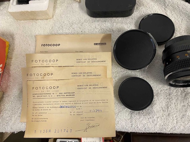 Bekijk beschrijving vintage camera's & cameraset – chinon, minolta, canon + accessoires - afbeelding 11 van  13