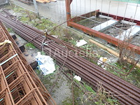 Bekistingsbanken en betonnen staven - afbeelding 6 van  6