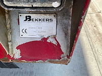 Bekkers 3 desk varkensoplegger ( van hool) - afbeelding 60 van  64