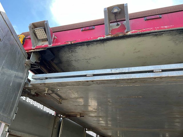 Bekkers 3 desk varkensoplegger ( van hool) - afbeelding 20 van  63