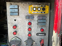 Bekkers 3 desk varkensoplegger ( van hool) - afbeelding 32 van  63