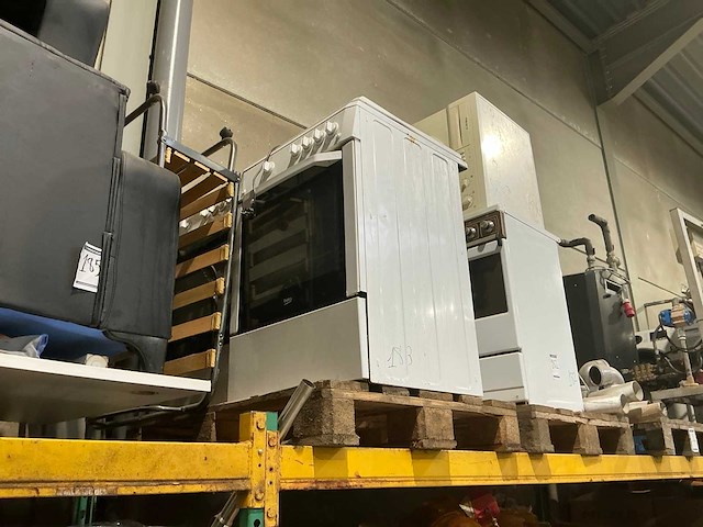 Beko elektrische fornuis (2x) - afbeelding 1 van  3