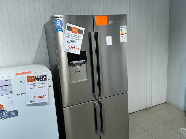 Beko gn134635zdxn combi-koelkast - afbeelding 1 van  11