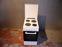 Beko oven met kookplaat - afbeelding 2 van  9