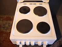 Beko oven met kookplaat - afbeelding 3 van  9