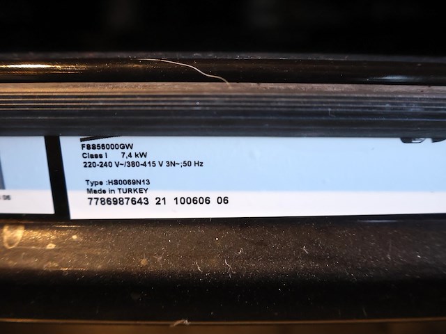 Beko oven met kookplaat - afbeelding 7 van  9