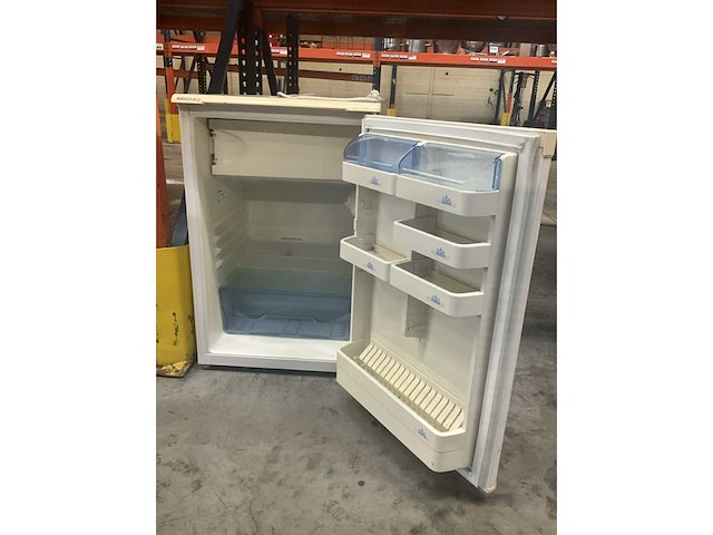 Beko rrn1370 koelkast - afbeelding 3 van  4