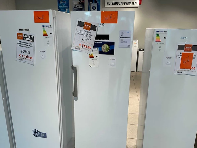 Beko rsne445e33wn koelkast - afbeelding 1 van  7