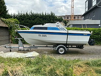 Bekro triara speedboot met cabine - afbeelding 10 van  17