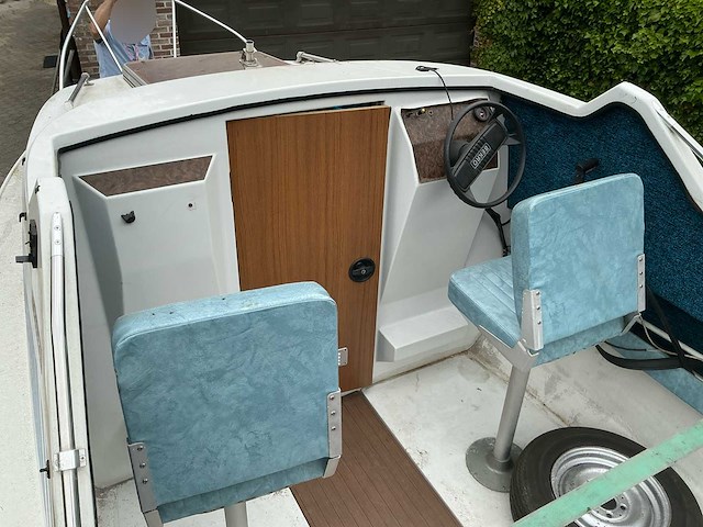 Bekro triara speedboot met cabine - afbeelding 16 van  17