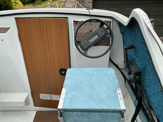 Bekro triara speedboot met cabine - afbeelding 17 van  17