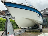 Bekro triara speedboot met cabine - afbeelding 5 van  16