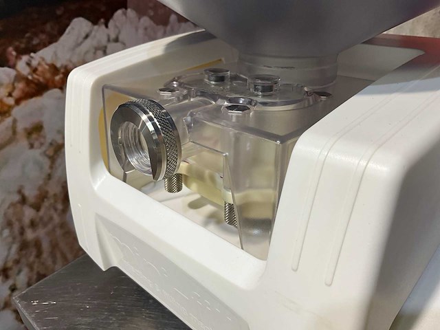 Beldos mini-fill injectie- & vulmachine - afbeelding 3 van  5