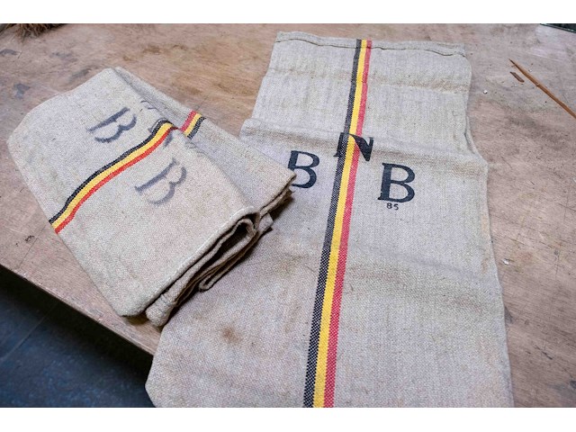 Belgische jutezakken nationale bank van belgië 3 stuks '83 '84 '85 - afbeelding 3 van  4