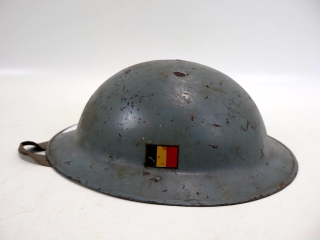 Belgische legerhelm - afbeelding 2 van  4