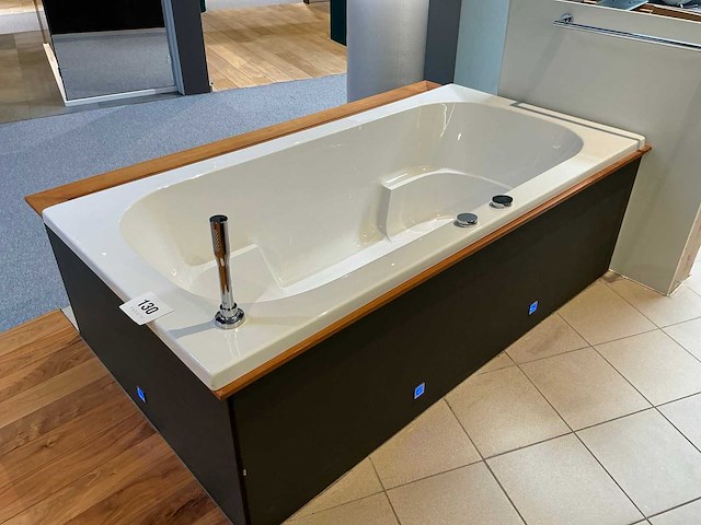 Belhydro veneto ligbad - afbeelding 1 van  4