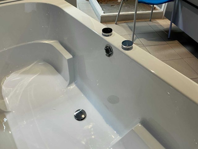 Belhydro veneto ligbad - afbeelding 2 van  3