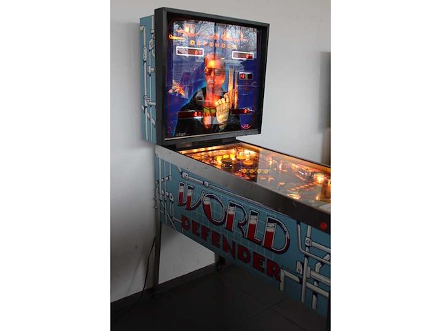 Bell games - world defender - flipperkast - afbeelding 4 van  8